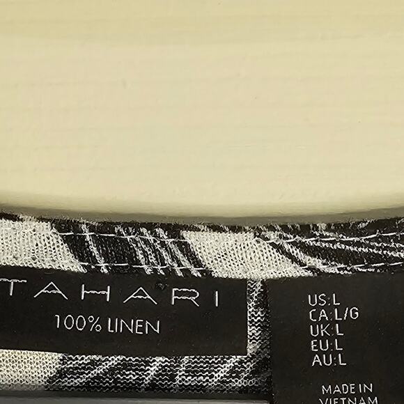 Tahari 100% Linen Floral Blouse-Short Sleeve, Black & White Casual Summer Top, L - Picture 4 of 5